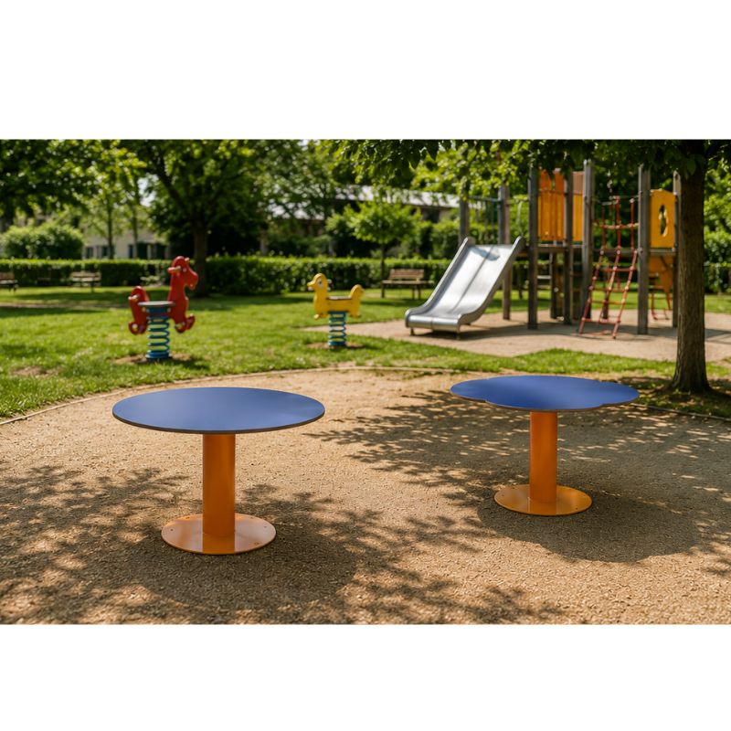 Table enfant ronde ou fleur stratifié compact HPL Tiny | Prossentiel 