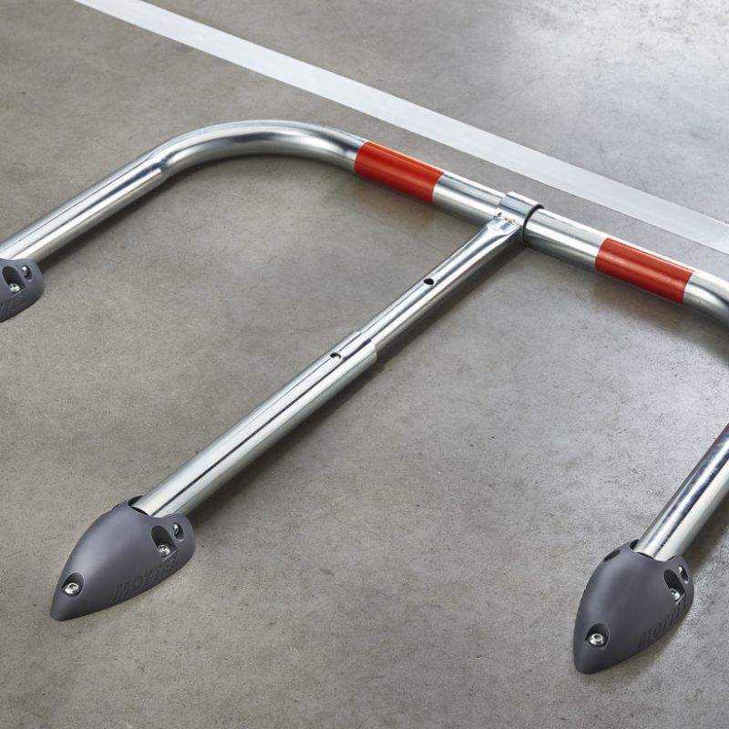 Barrière de parking 3 pieds – Fermeture Cadenas (5T)