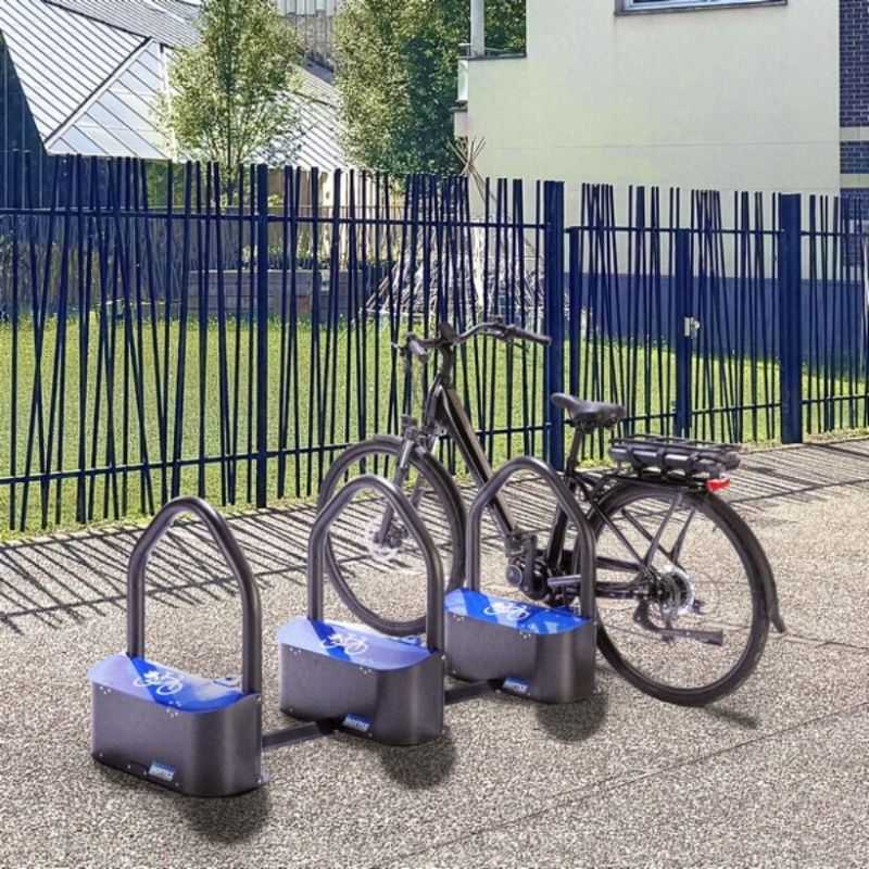 Borne de rechargement pour vélos et trottinettes électriques