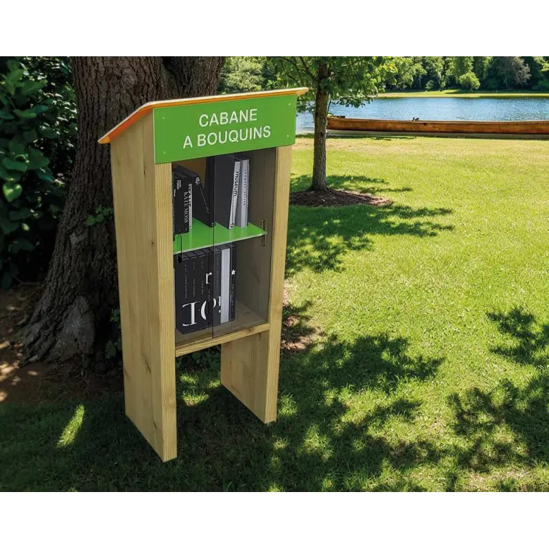 Cabane à livres en bois