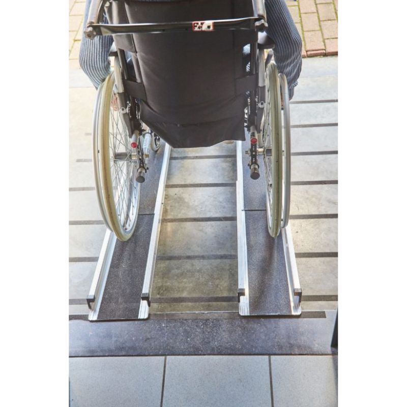 Rampe PMR aluminium télescopique universelle