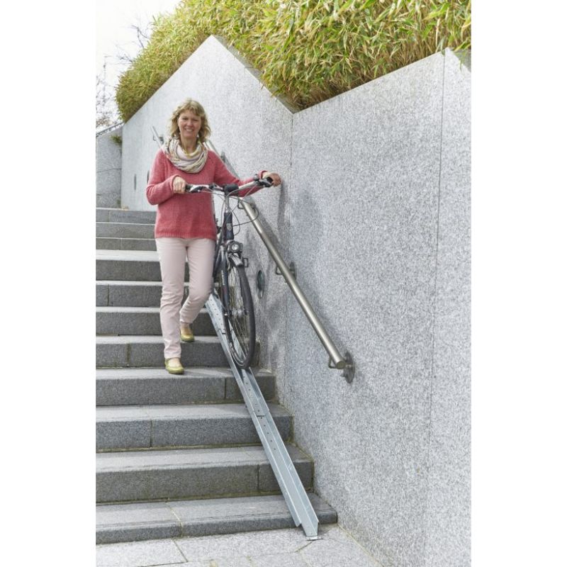 Rampe vélo pour escalier