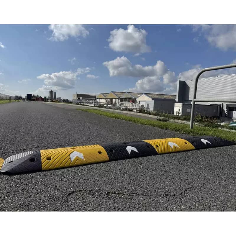 Ralentisseur de parking Jaune et noir - H 75 mm Prossentiel